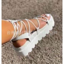 Women's shoes Roman style sponge cake sole foot ring straps increase platform sandals HWJ404