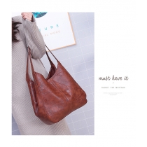 Soft leather one-shoulder handbag Tote bag with multi-panel women's bag B616735797958