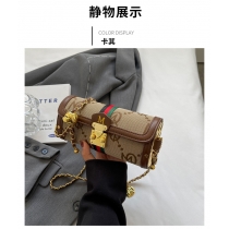 Small square bag, one shoulder crossbody casual mobile phone bag, fashionable and versatile small round bag MDD-5880