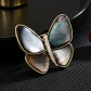 Simple, fashionable, luxurious, butterfly brooch, broken cocoon, high quality zircon, natural fritillaria brooch B911890181